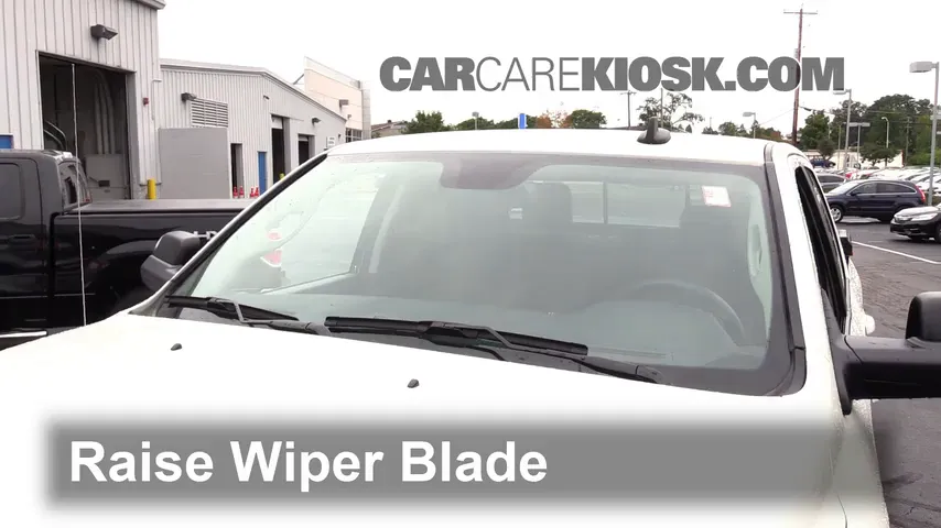 2016 Ram 3500 Laramie 6.4L V8 Crew Cab Pickup (4 Door) Windshield Wiper Blade (Front)